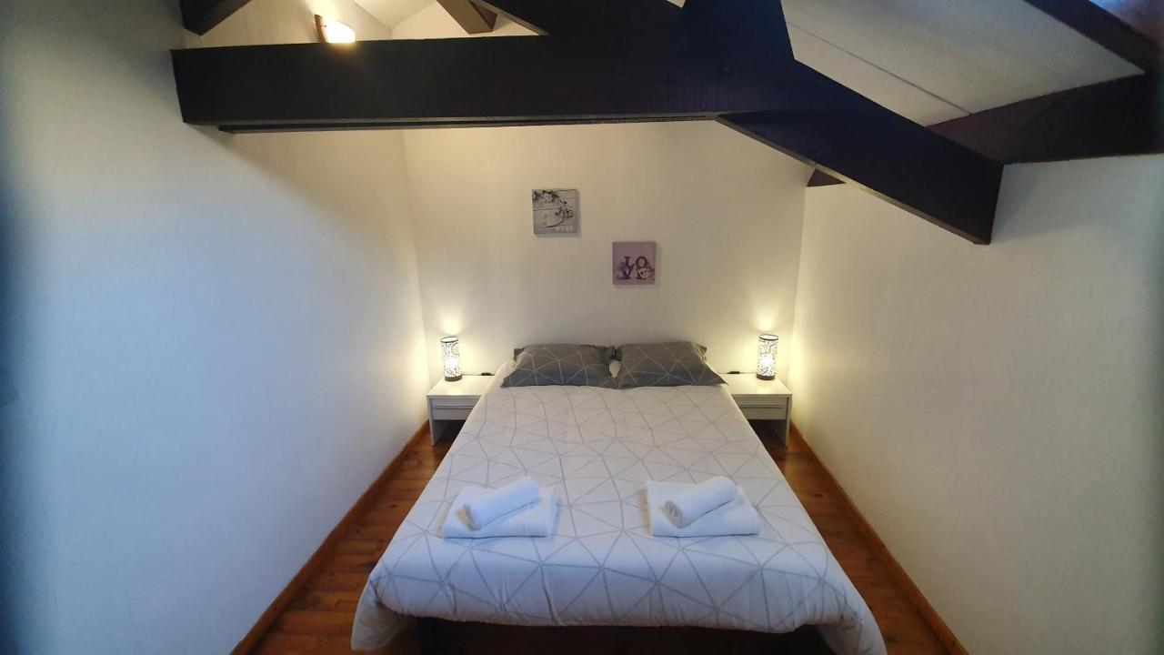 La Caverne De La Rose D'Or Apartment Orange  Bagian luar foto
